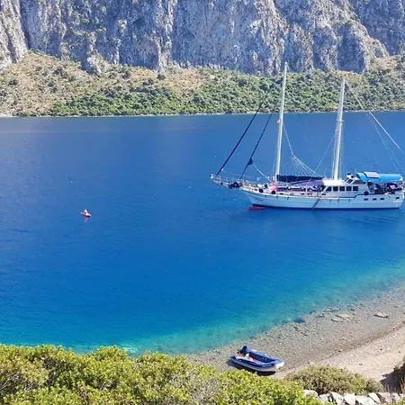 Sanda Yachting Hotel en barco *